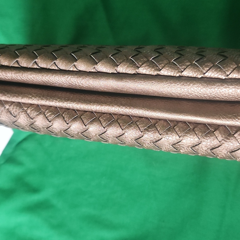 New Bronze Weave Clutch/Crossbody - Picture 4 of 5